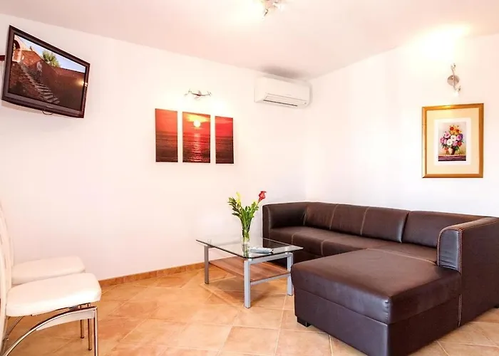 One-bedroom Casa vacanze *